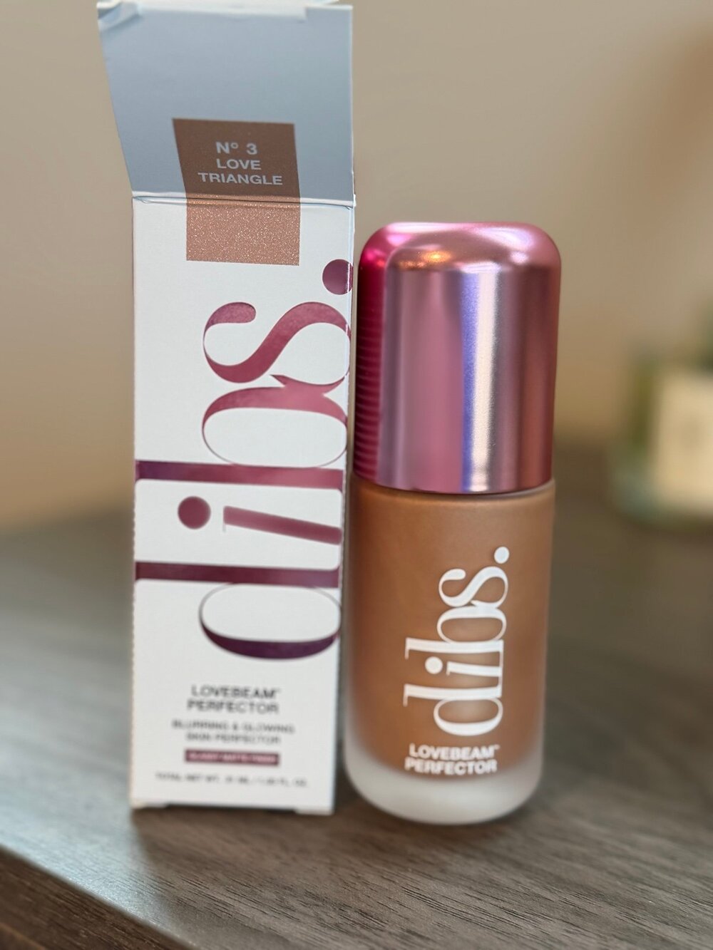 DIBS Beauty LoveBeam Perfection Liquid Highlighter in shade No. 3 Love Triangle